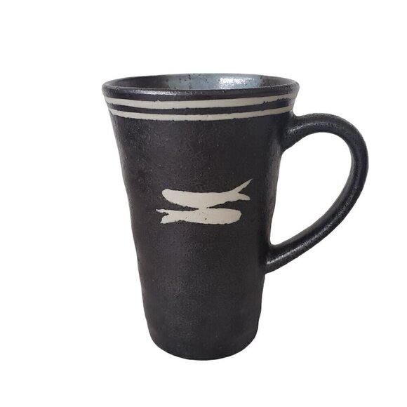 Stoneware Black Matte Glazed Tea Coffee Mugs Set of 4 Primitive Fish Design - Picture 4 of 11